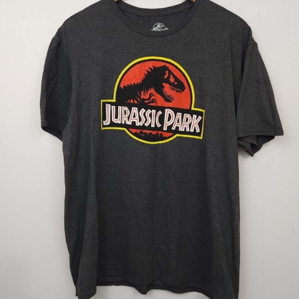 Jurassic Park mens size XL  gray tshirt‎